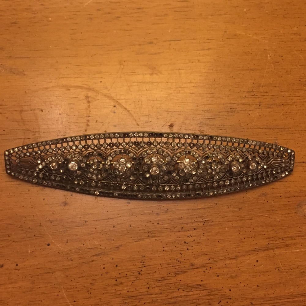Very Old Vintage Brooch.